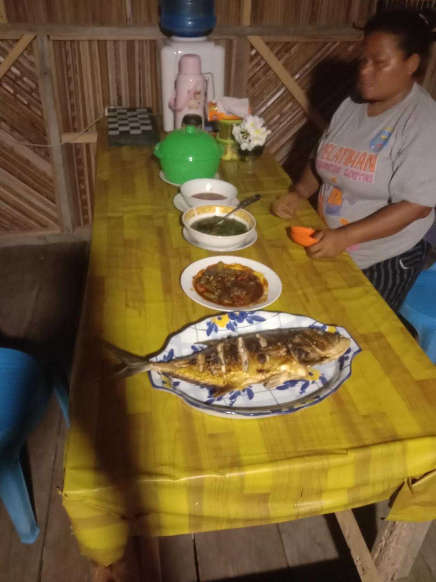 Amfriwen Homestay Yennanas Besir Екстер'єр фото