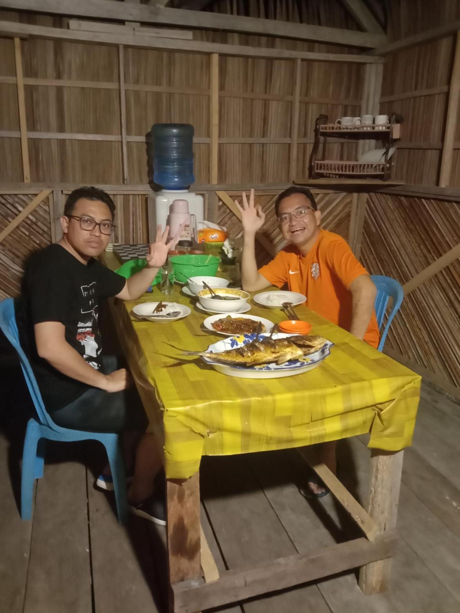 Amfriwen Homestay Yennanas Besir Екстер'єр фото