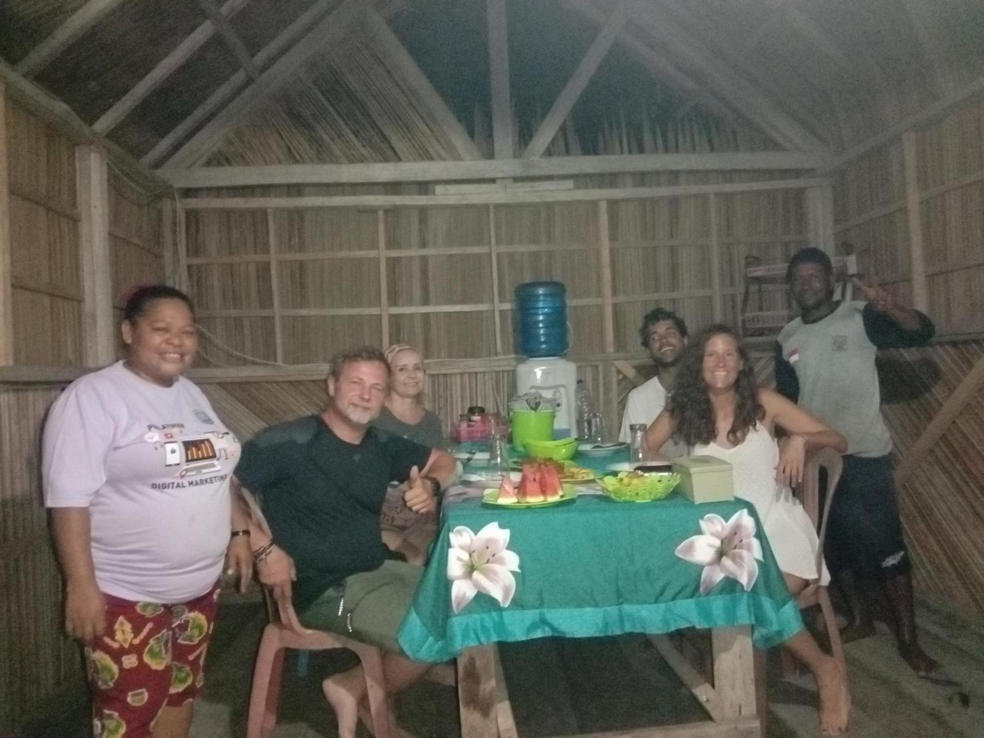 Amfriwen Homestay Yennanas Besir Екстер'єр фото